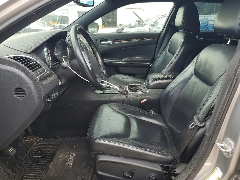 2011 CHRYSLER 300 LIMITED  
