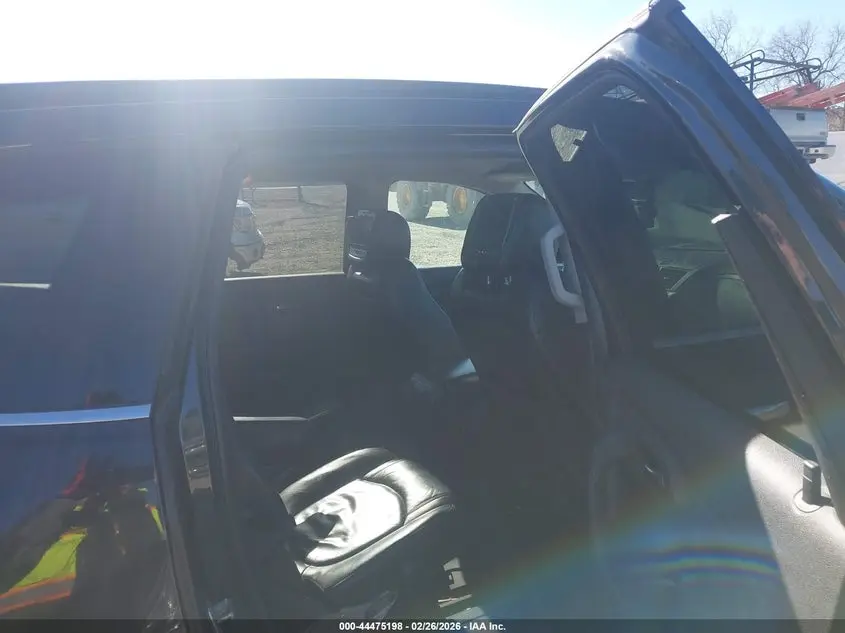 2010 CHEVROLET TRAVERSE LT