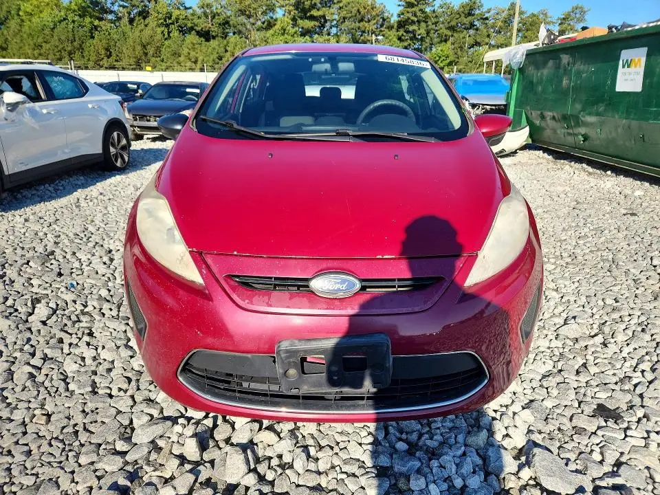 2011 FORD FIESTA SE  