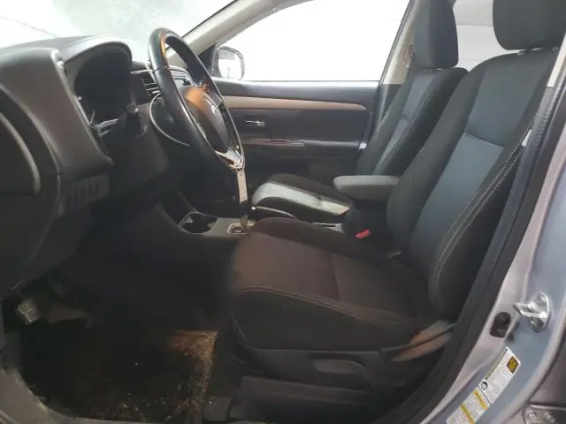 2016 MITSUBISHI OUTLANDER SE