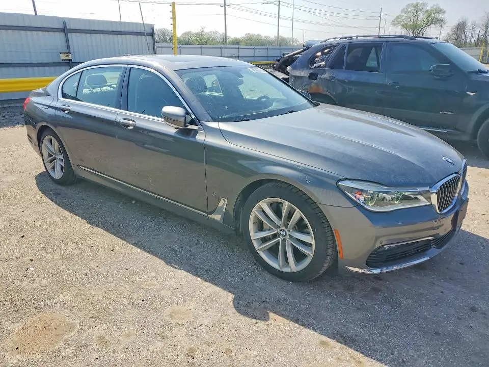 2016 BMW 750 XI  