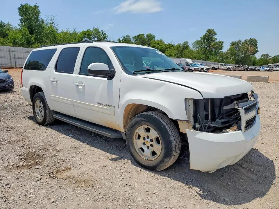 2013 CHEVROLET SUBURBAN C1500 LT  