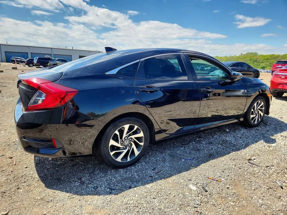 2017 HONDA CIVIC EX  