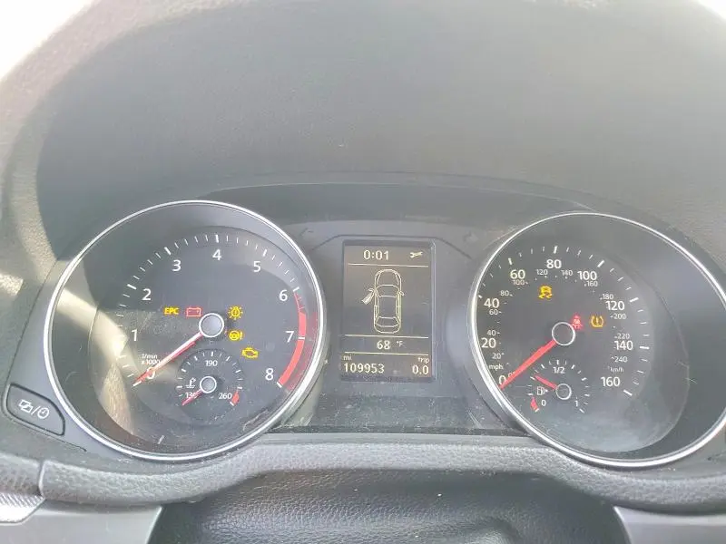 2018 VOLKSWAGEN PASSAT S  