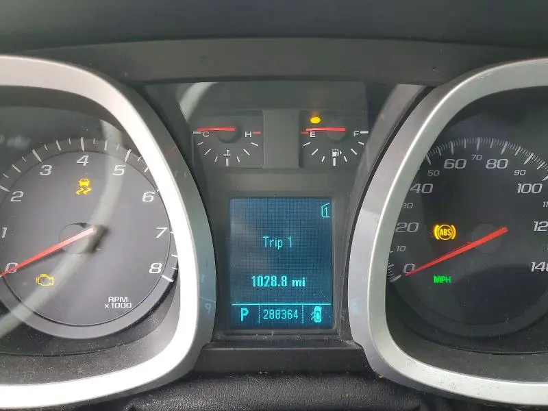 2010 CHEVROLET EQUINOX LT  