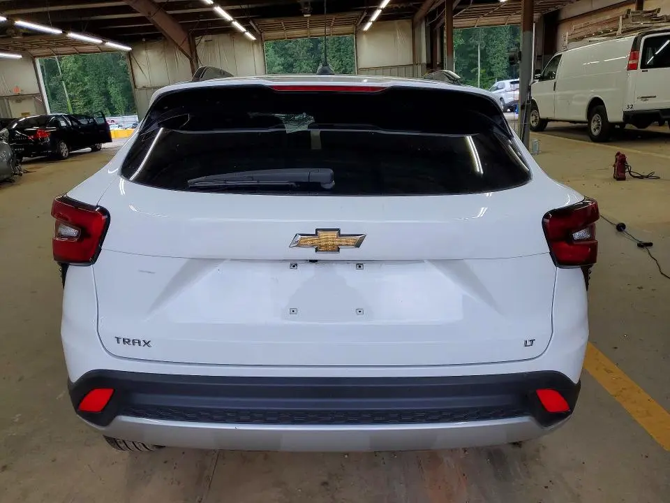 2025 CHEVROLET TRAX 1LT  
