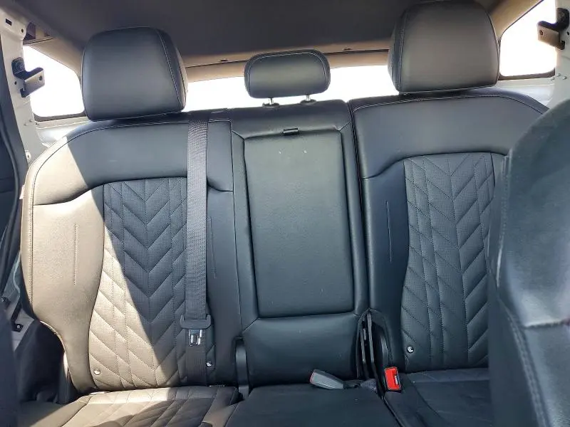 2024 KIA SPORTAGE X LINE  