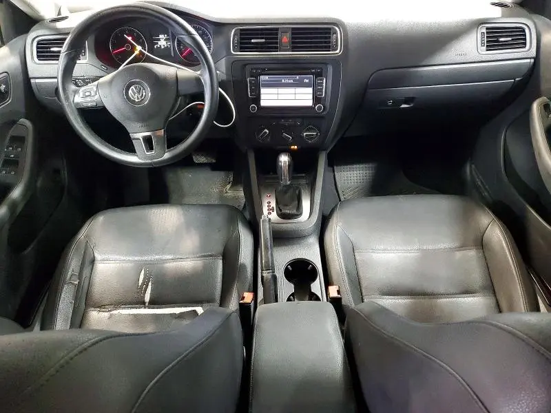 2012 VOLKSWAGEN JETTA SE  