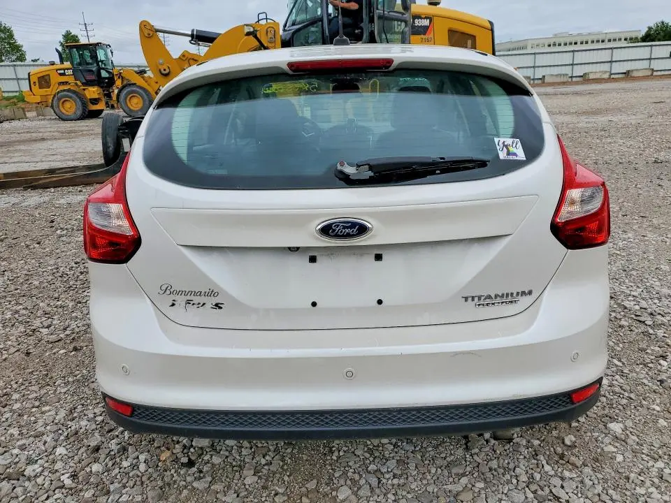 2014 FORD FOCUS TITANIUM  