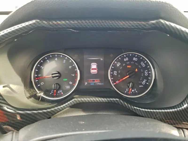 2019 TOYOTA RAV4 XLE  