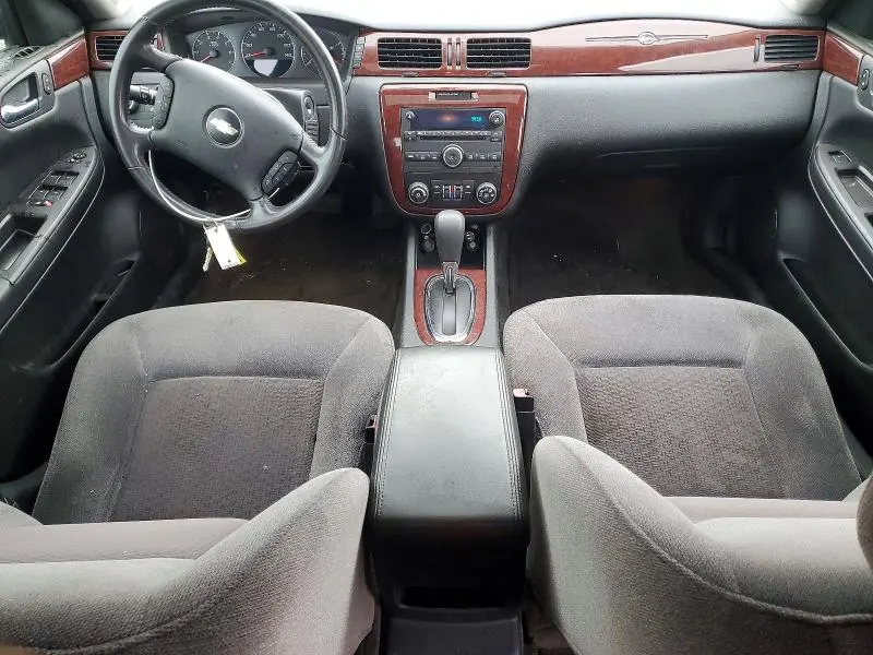 2010 CHEVROLET IMPALA LT  