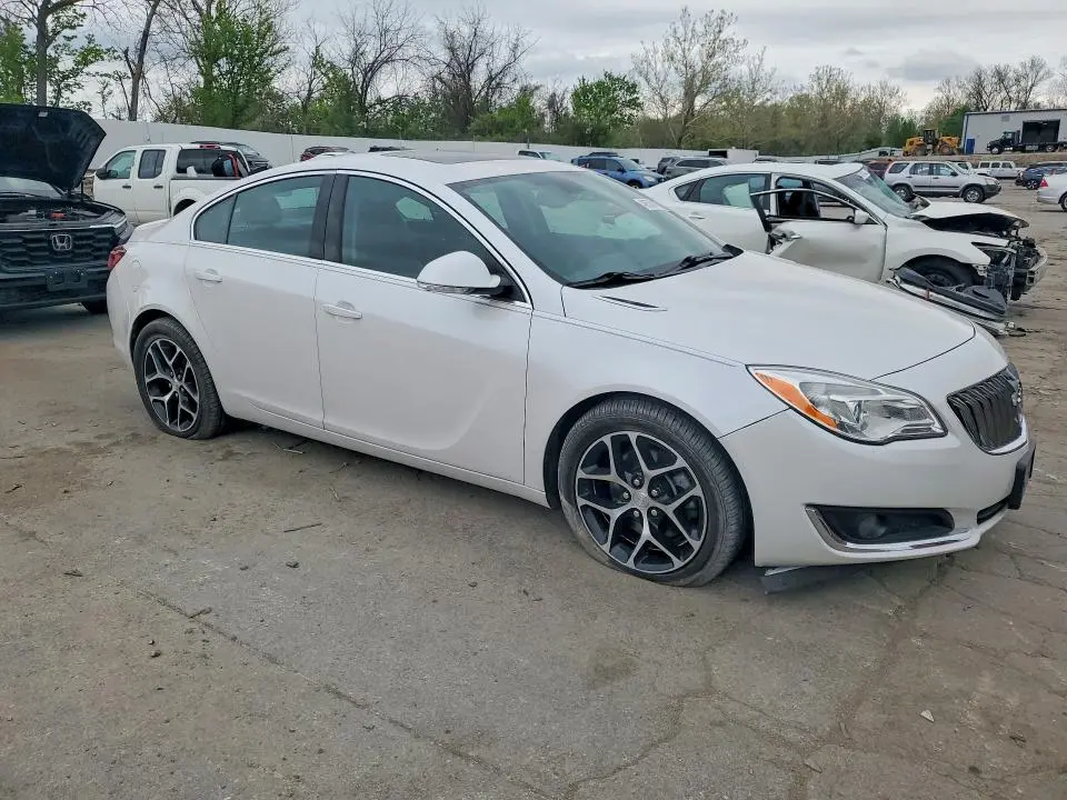 2017 BUICK REGAL SPORT TOURING  