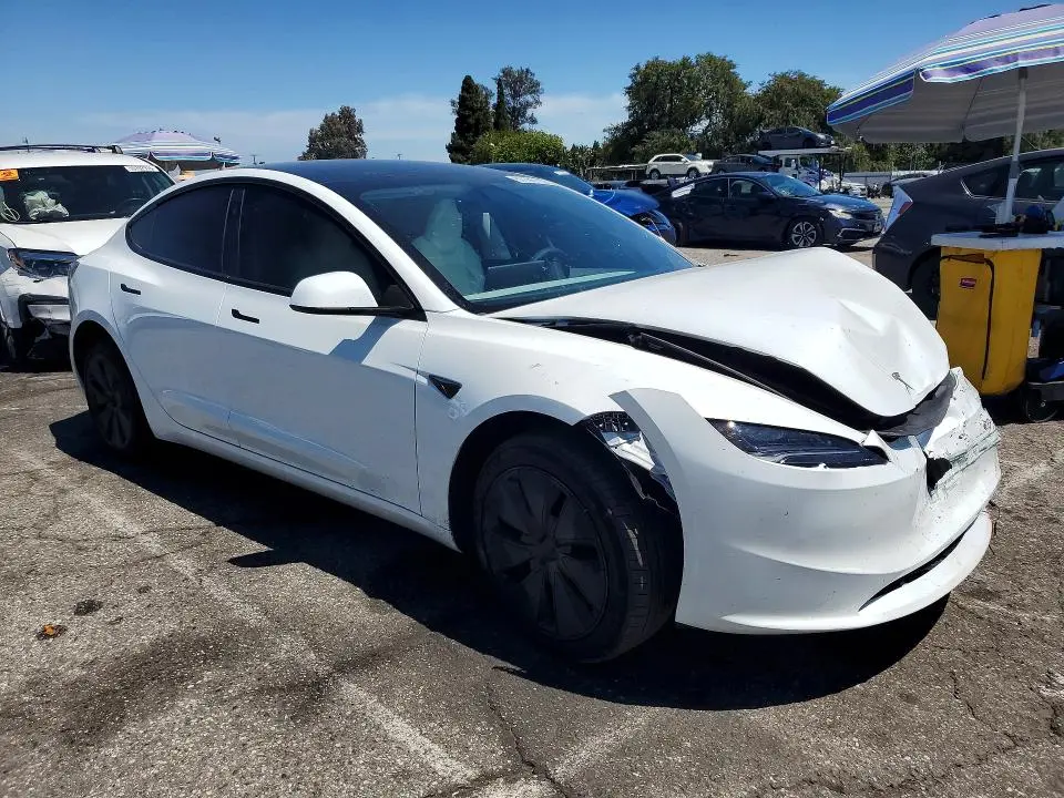 2026 TESLA MODEL 3   