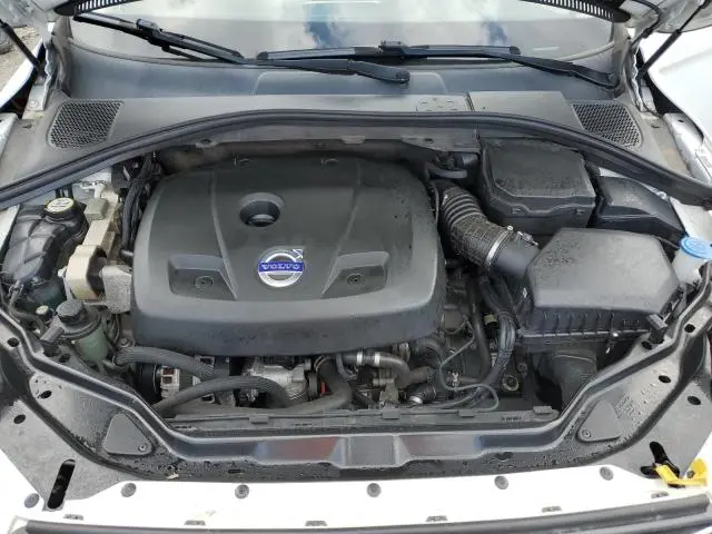 2015 VOLVO XC60 T6 PREMIER  