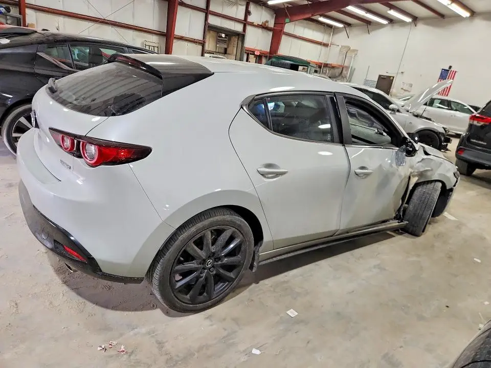 2024 MAZDA 3 SELECT SPORT  
