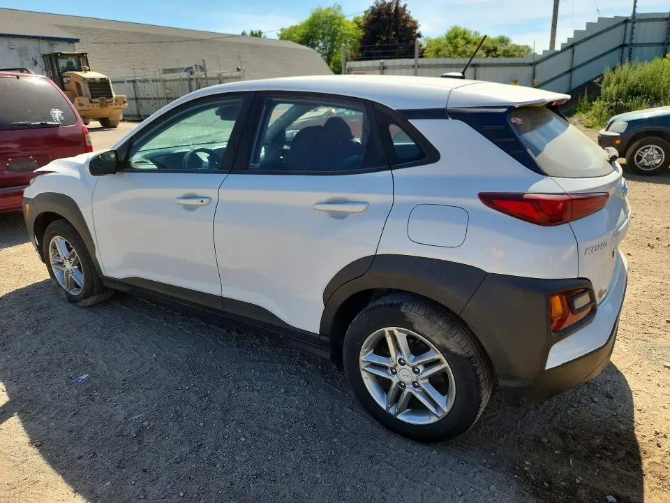 2021 HYUNDAI KONA SE  