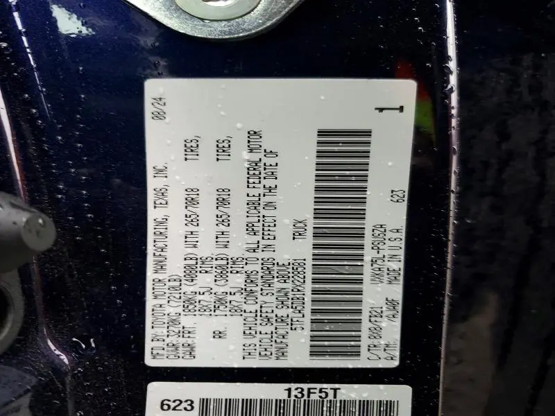 2024 TOYOTA TUNDRA CREWMAX SR  