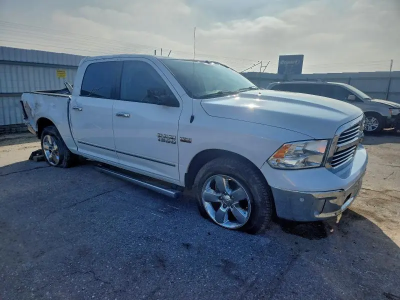 2017 RAM 1500 SLT  