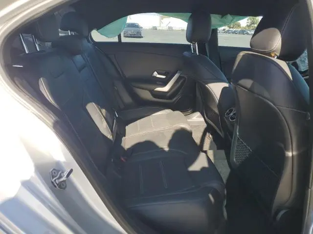 2019 MERCEDES-BENZ A 220  