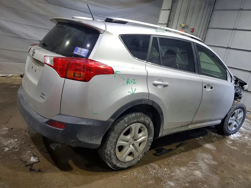 2015 TOYOTA RAV4 LE  