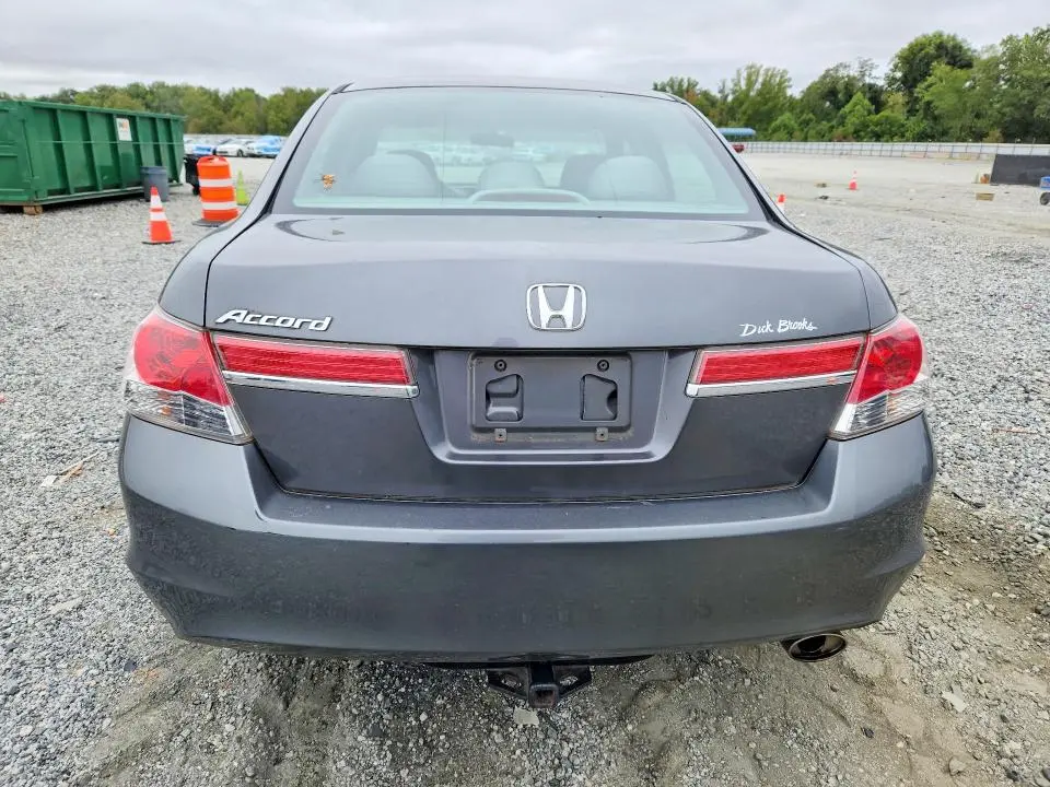 2012 HONDA ACCORD LX  