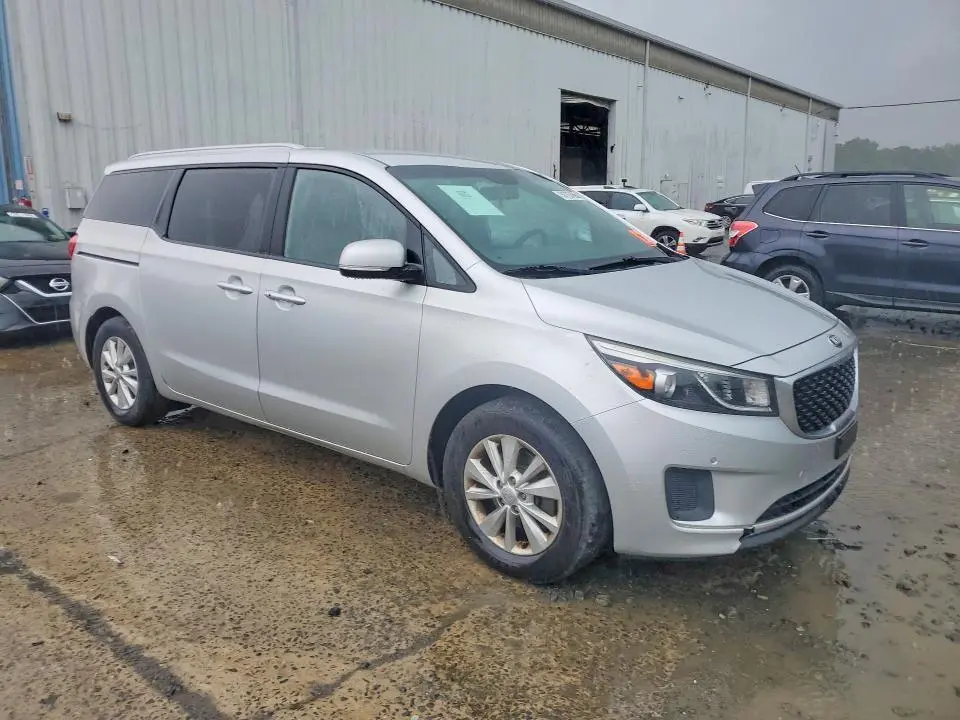 2017 KIA SEDONA LX  