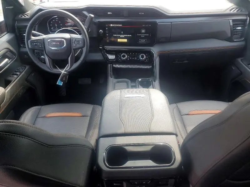 2025 GMC SIERRA K2500 AT4  