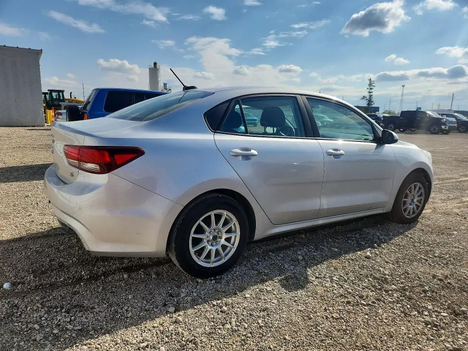 2020 KIA RIO S  
