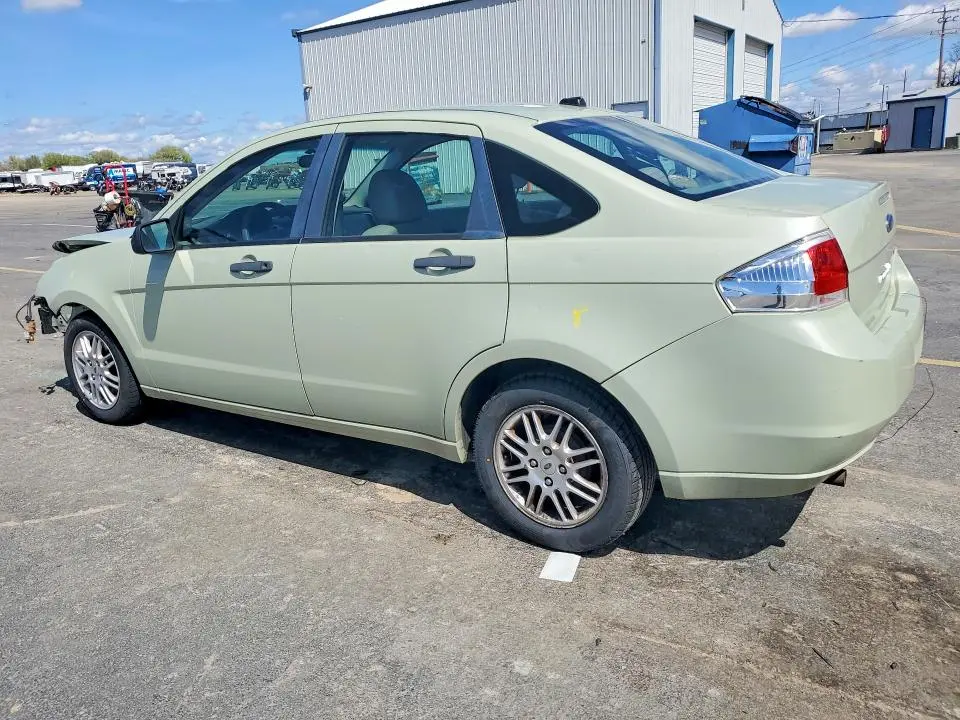 2010 FORD FOCUS SE  