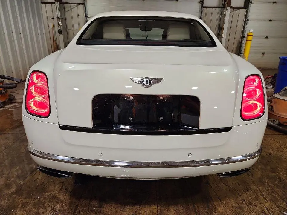 2016 BENTLEY MULSANNE   