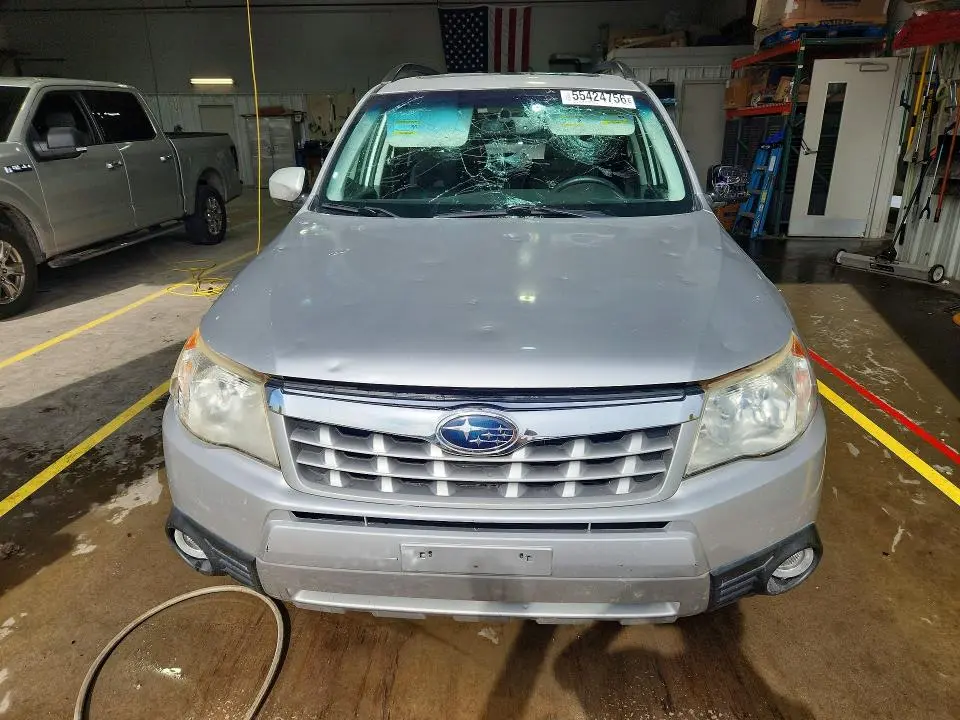 2011 SUBARU FORESTER LIMITED  