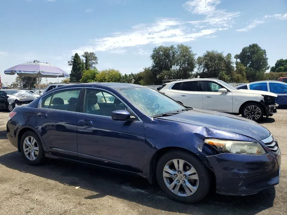 2012 HONDA ACCORD LXP  