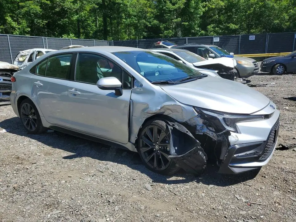 2025 TOYOTA COROLLA SE  