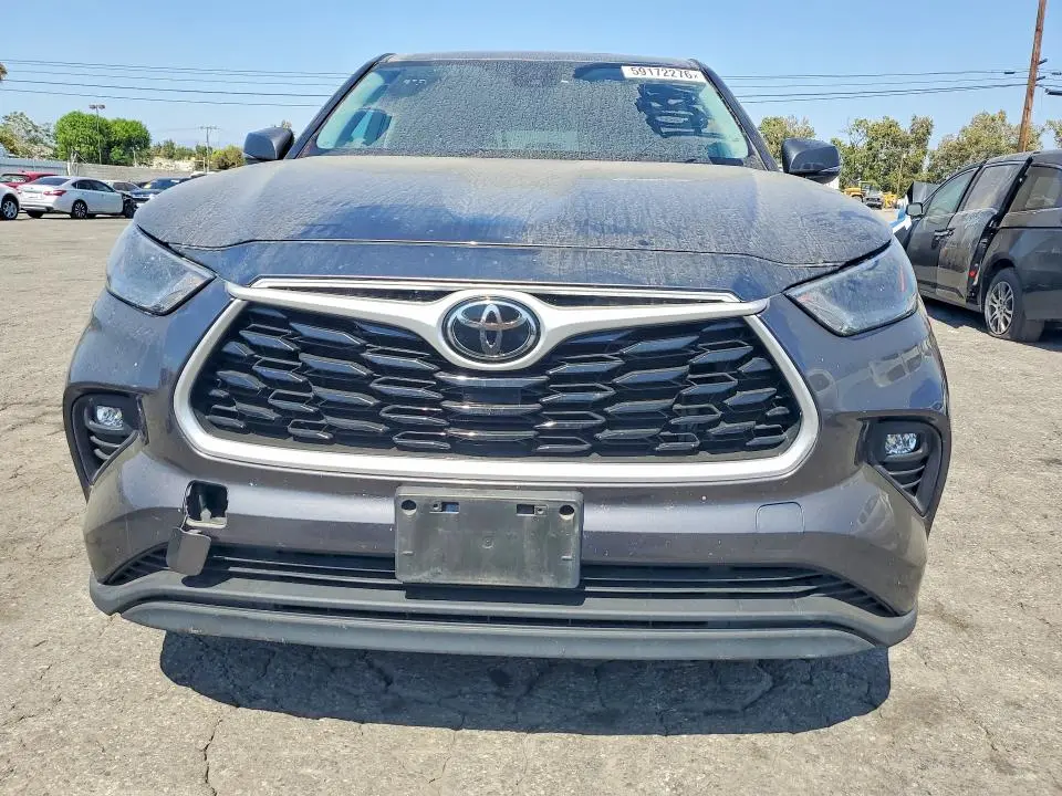 2023 TOYOTA HIGHLANDER LE  