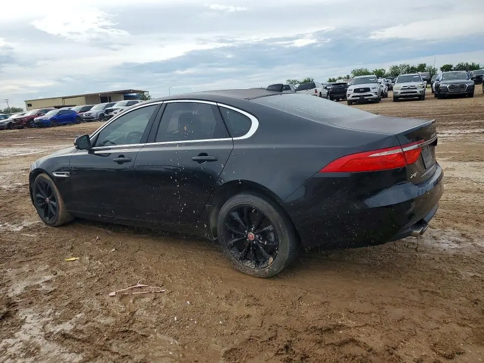 2017 JAGUAR XF PREMIUM  