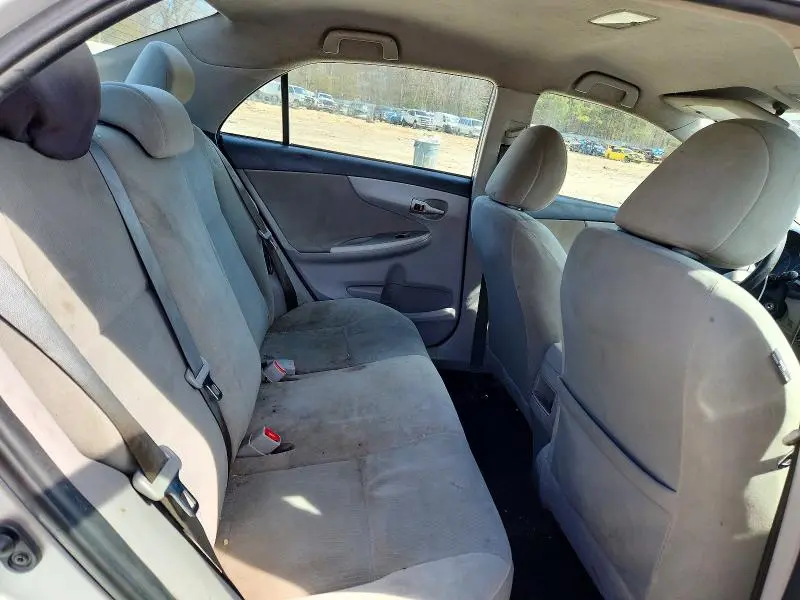 2013 TOYOTA COROLLA LE  