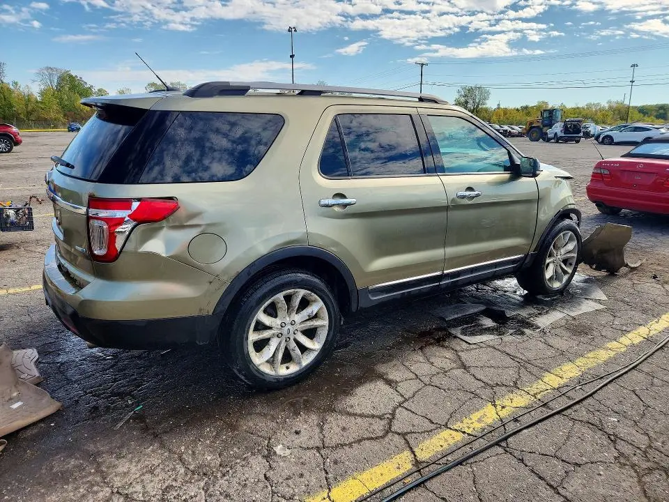 2013 FORD EXPLORER XLT  