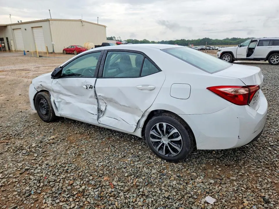 2017 TOYOTA COROLLA LE  