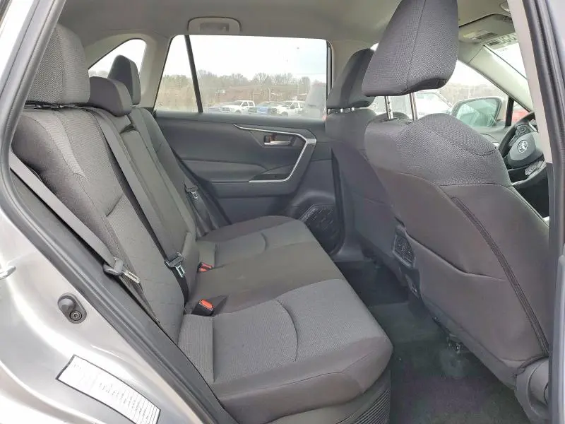 2025 TOYOTA RAV4 HYBRID XLE AWD