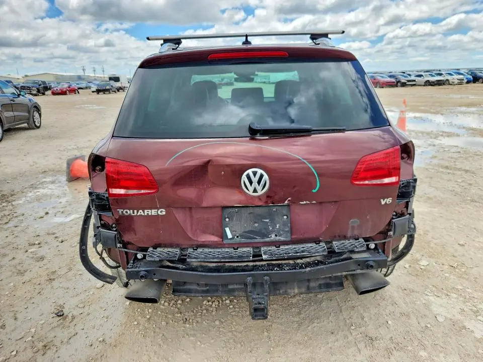 2017 VOLKSWAGEN TOUAREG EXECUTIVE  