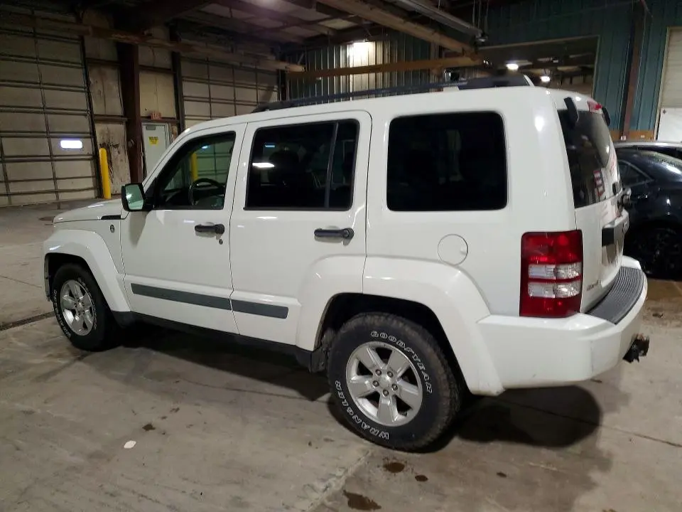 2010 JEEP LIBERTY SPORT  