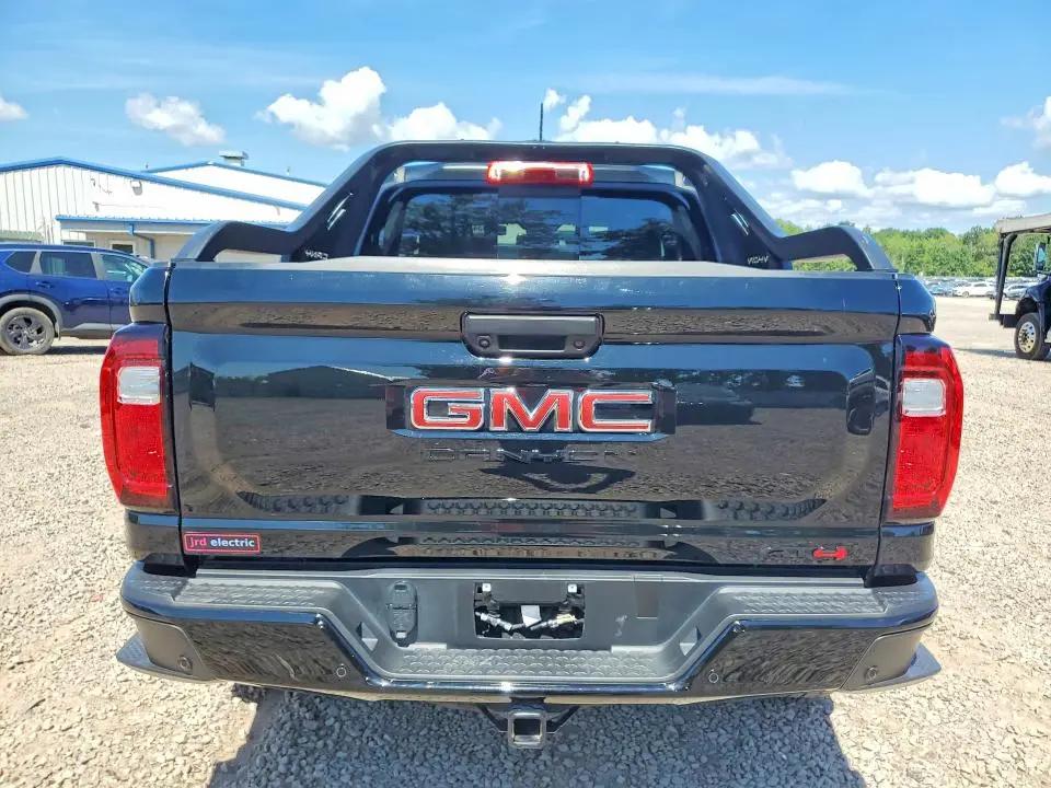 2025 GMC CANYON AT4  