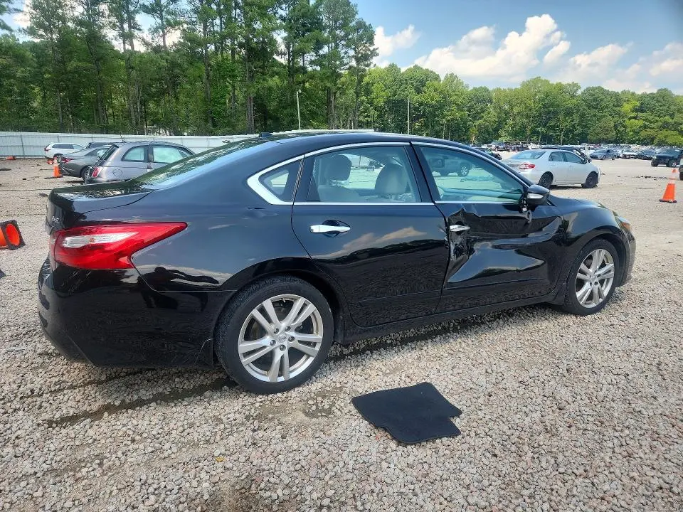 2017 NISSAN ALTIMA 3.5 SL  