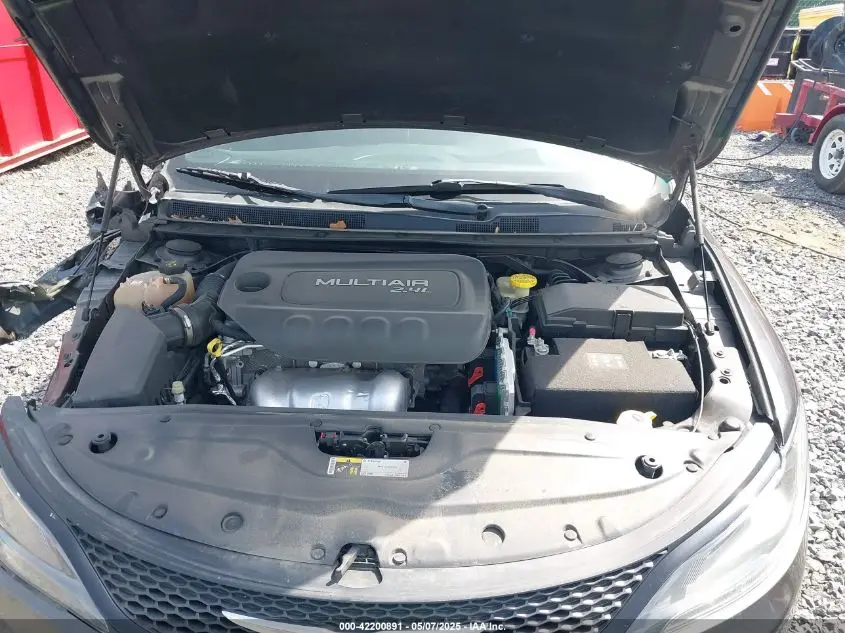 2016 CHRYSLER 200 S