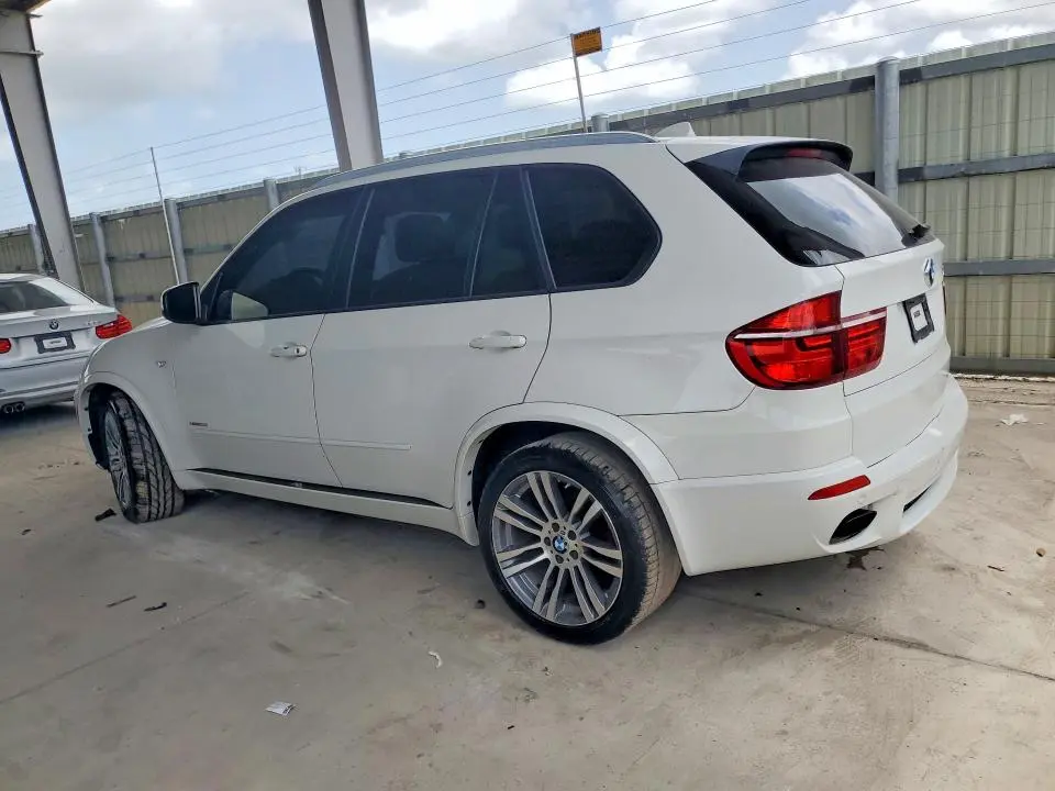 2013 BMW X5 XDRIVE50I  