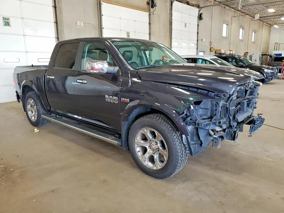 2016 RAM 1500 LARAMIE  