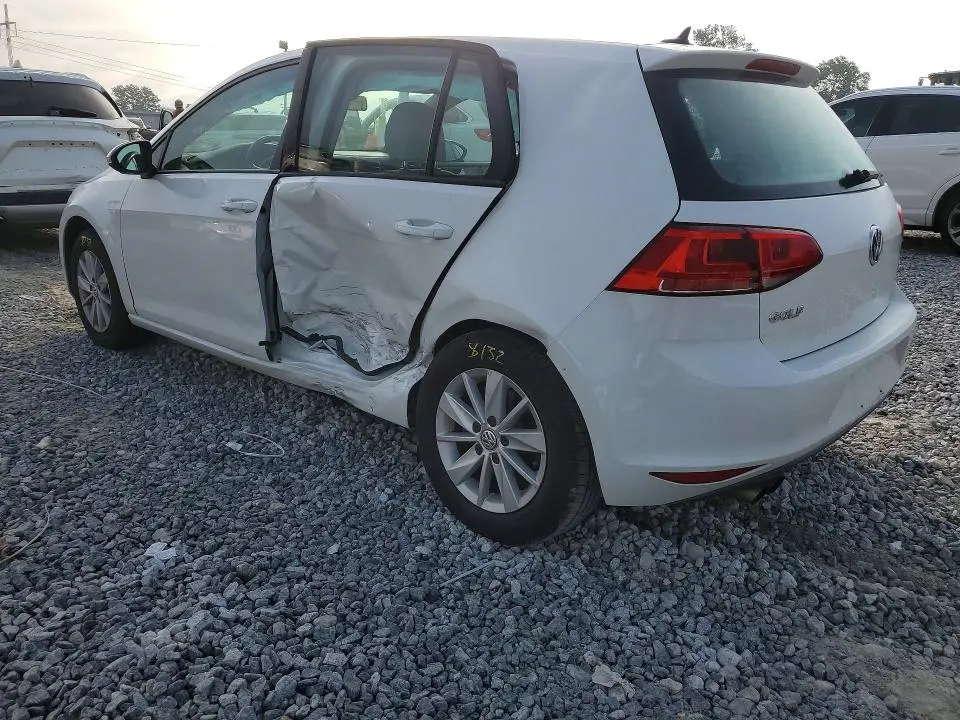 2016 VOLKSWAGEN GOLF S/SE  