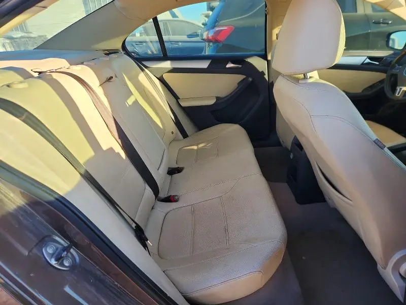 2011 VOLKSWAGEN JETTA TDI  