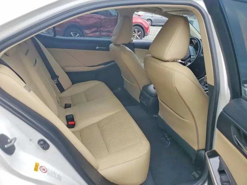 2015 LEXUS IS 250  