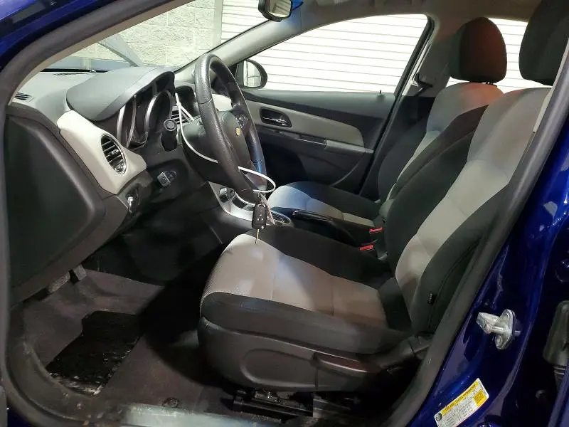2012 CHEVROLET CRUZE LS  